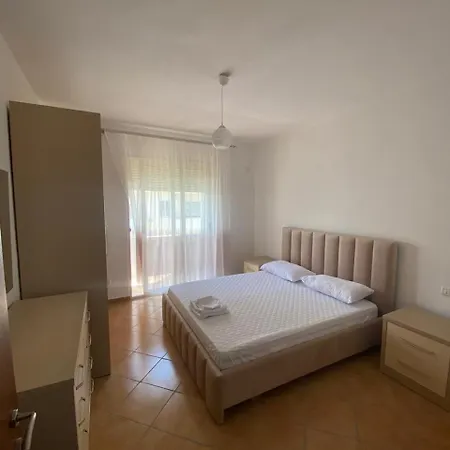 Emmy Apartment