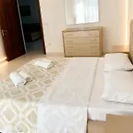 Emmy * Durrës